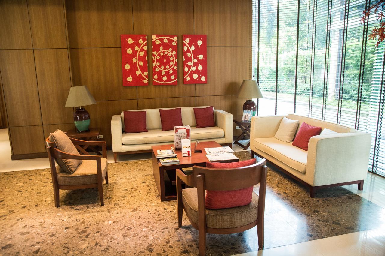 Patio Luxury Suites Bangkok Extérieur photo