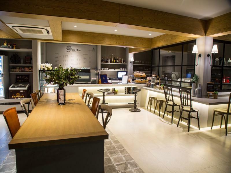 Patio Luxury Suites Bangkok Extérieur photo